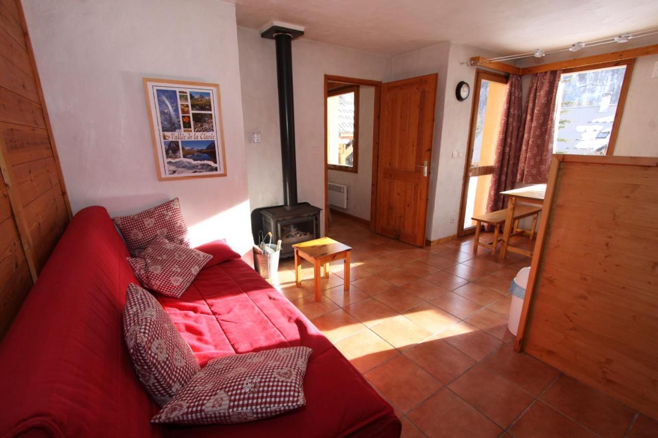 Le Leyrier Hameau Des Chazals Nevache Hautes Alpes Exterior photo